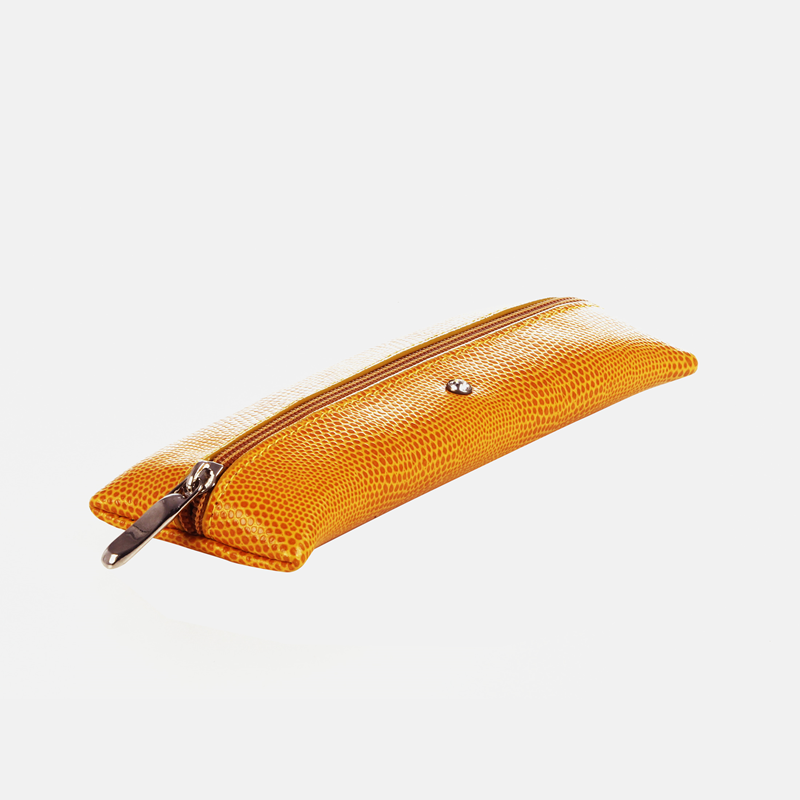 Mały elegancki żółty piórnik skórzany na zamek - oferta dla firm